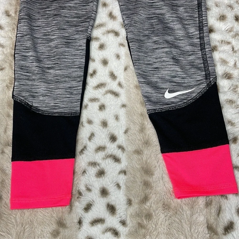 Nike Girls Pro Grey Space Dye Pink Colorblock Full-Length Leggings - Size 8 (M)